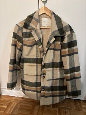 American Eagle Outfitters Plaid Sherpa-Lined Field Jacket (fits like a Small)